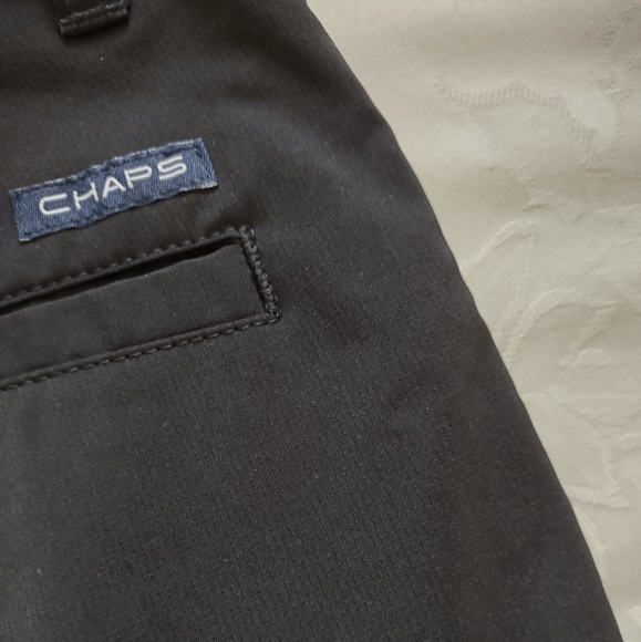 Chaps Golf shorts zipper pockets - Picture 9 of 10